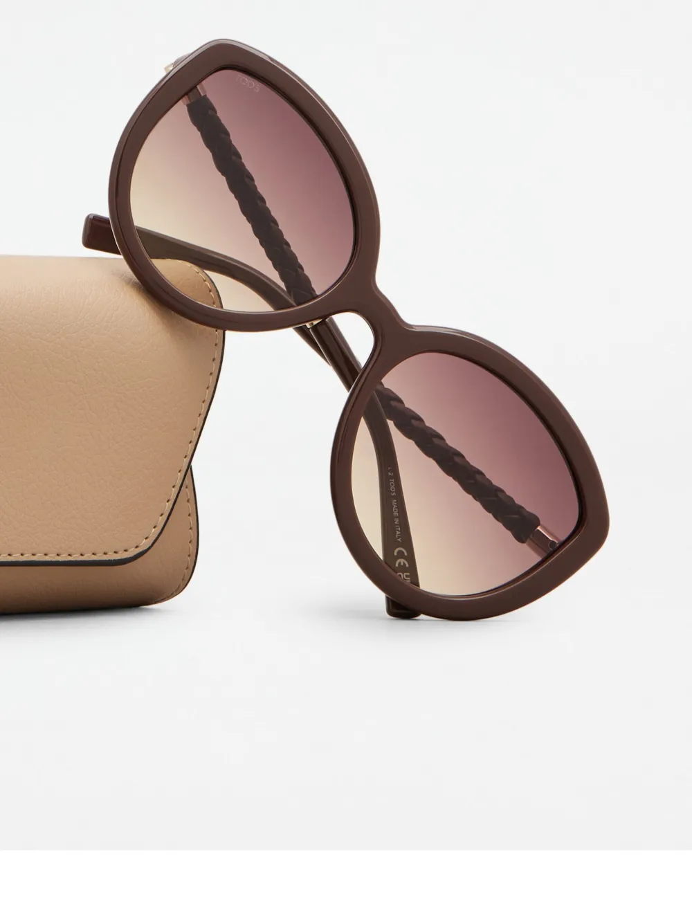 Tod's Logo-engraved Sunglasses In Red