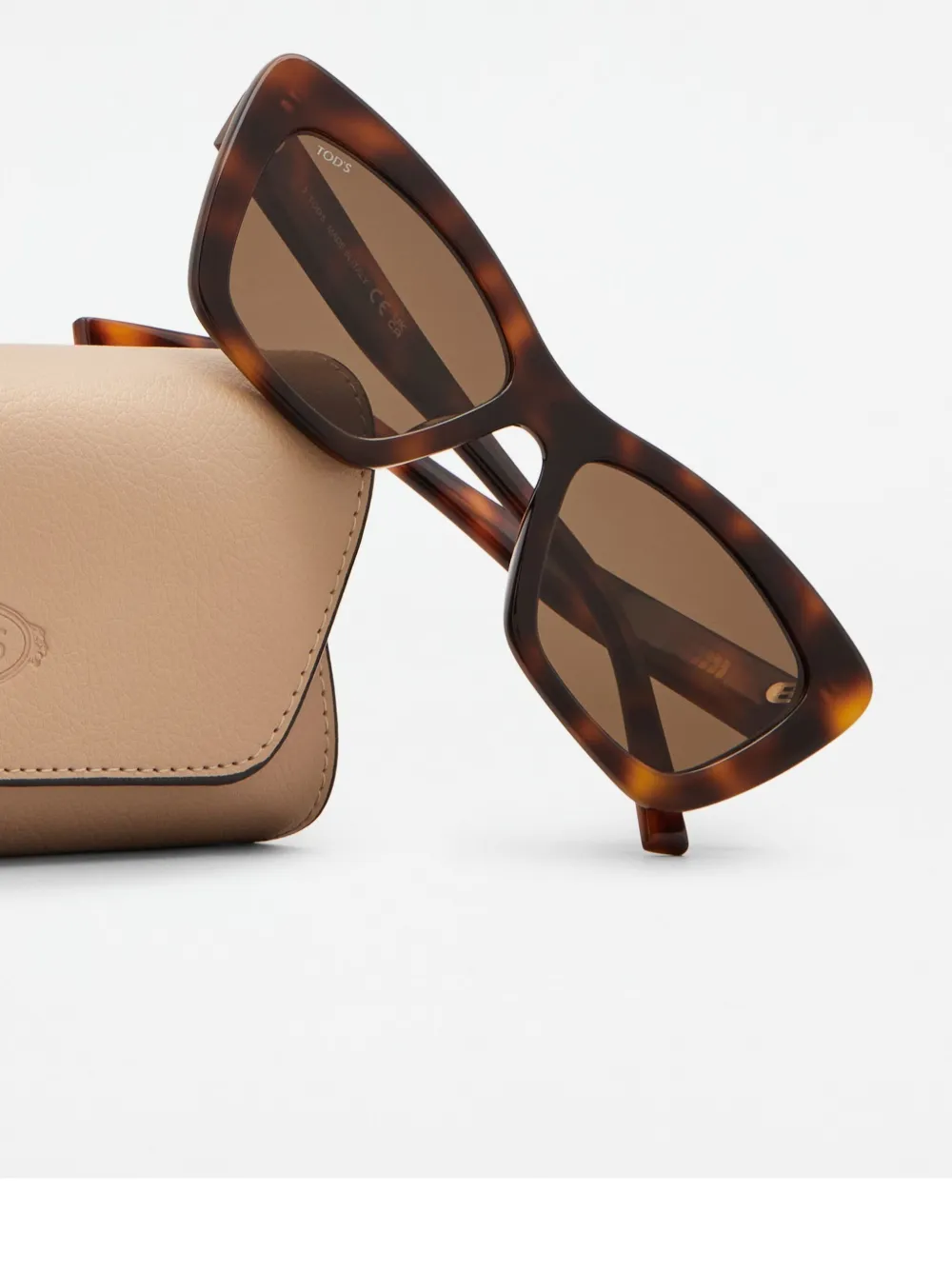 Tod's Cat-eye Sunglasses In Brown