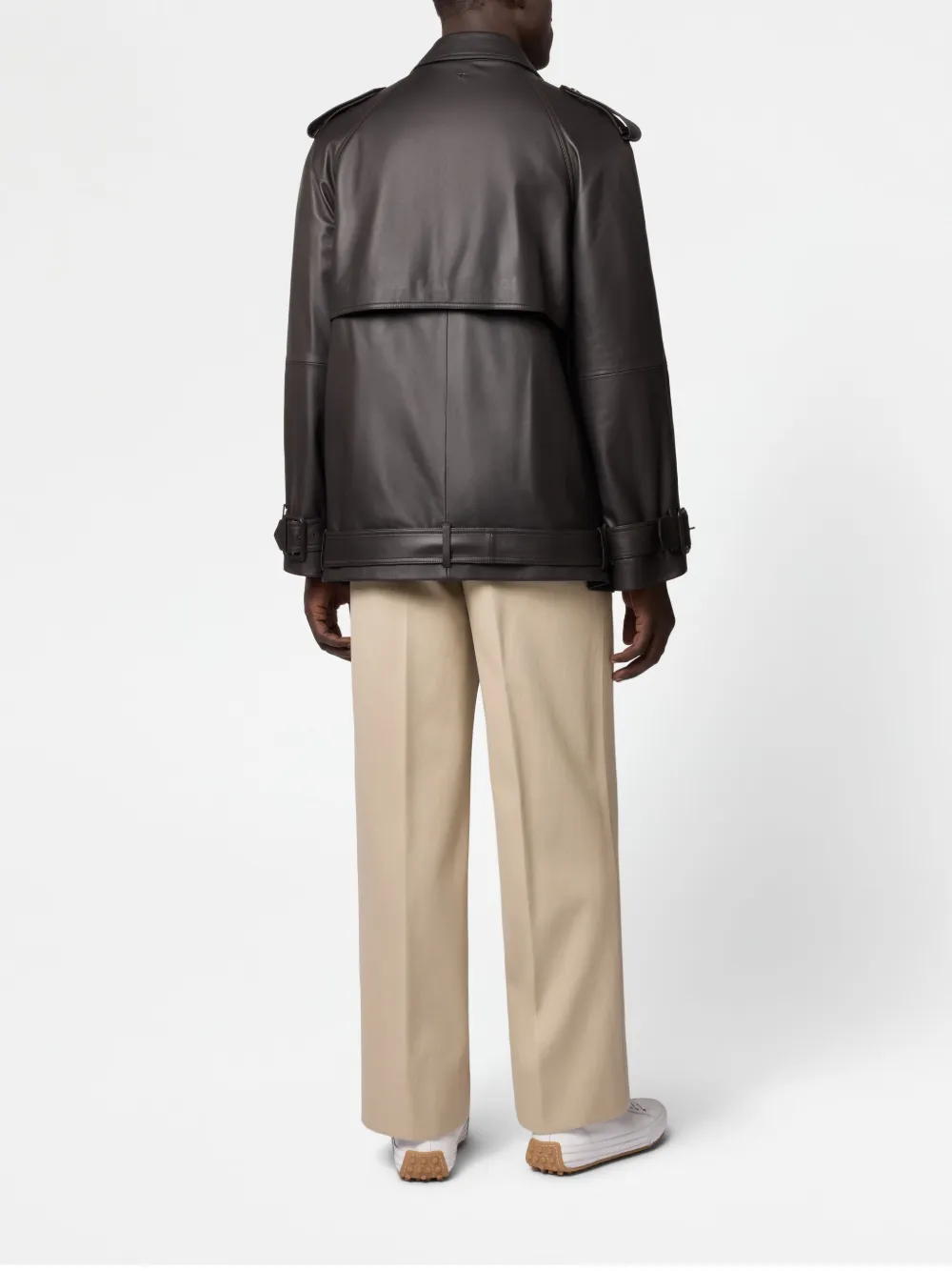 Tod's Comfort Fit Short Trench Coat In Leather In Brown