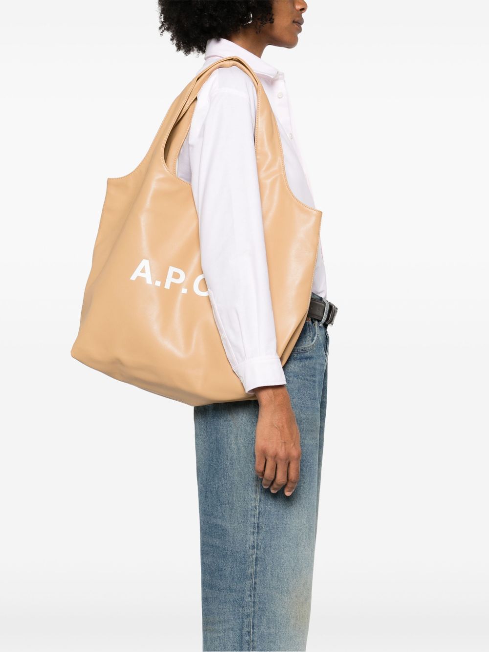 A.P.C. logo-print tote bag - Bruin