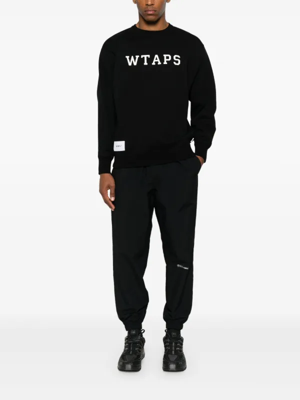 WTAPS Academy ロゴ スウェットシャツ | ブラック | FARFETCH JP
