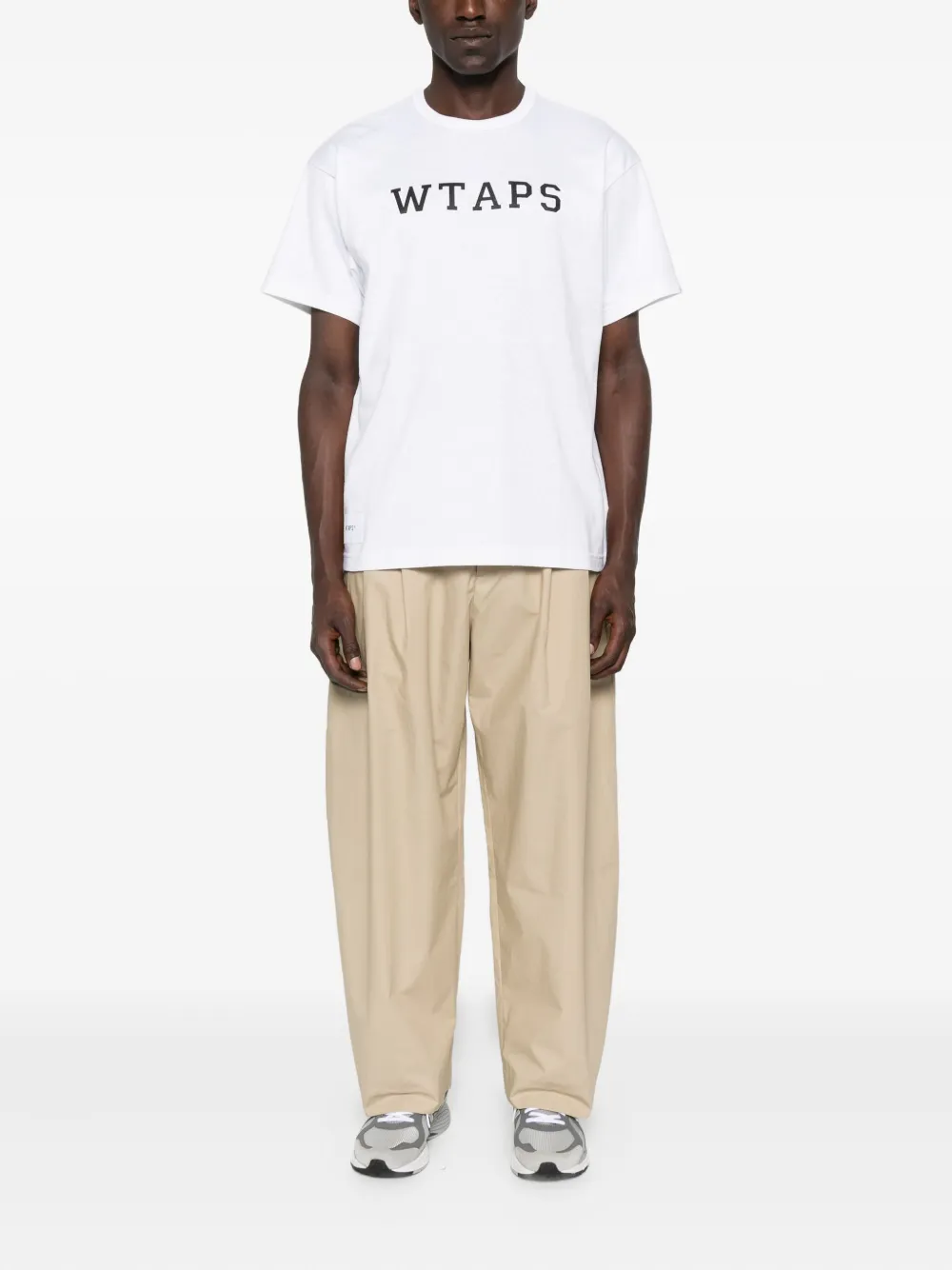 WTAPS Academy 01 logo T-shirt - Wit