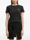 A BATHING APE® logo-embroidered cropped T-shirt - Black