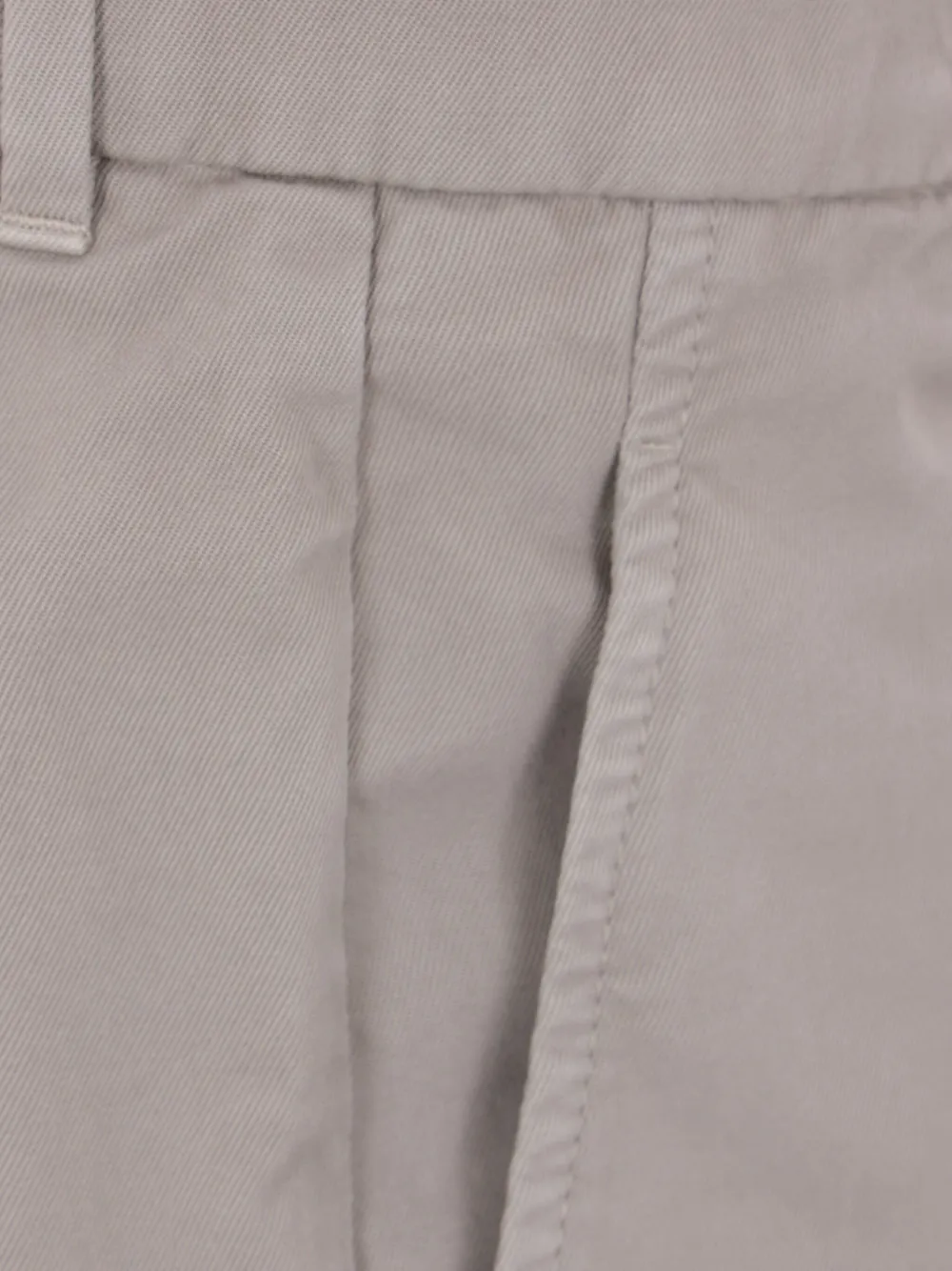 Brunello Cucinelli Gabardine shorts Grijs