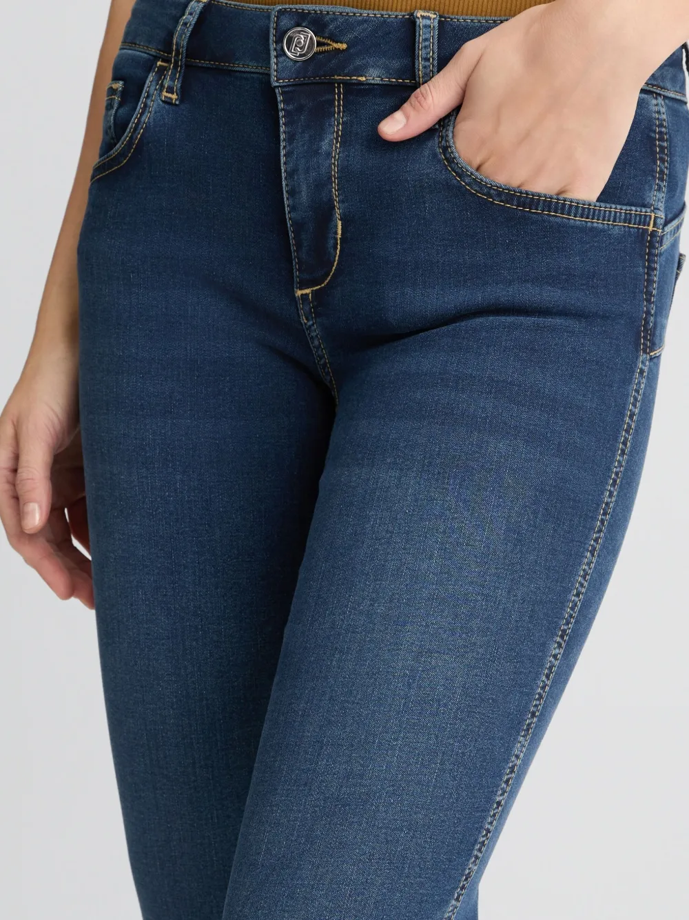 Shop Liu •jo Skinny Jeans In Blue