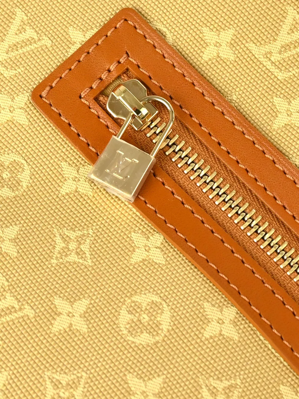 Pre-owned Louis Vuitton 2004 Mini Sac Catherine Handbag In Neutrals