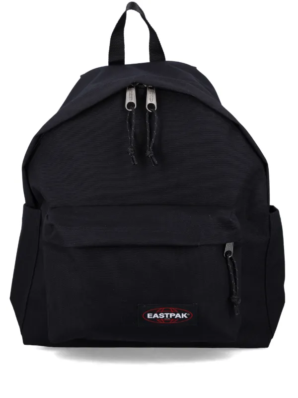 EASTPAK ブラック リュック 27519235_57348383_600.jpg