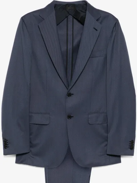 Brioni traje con bolsillo de parche