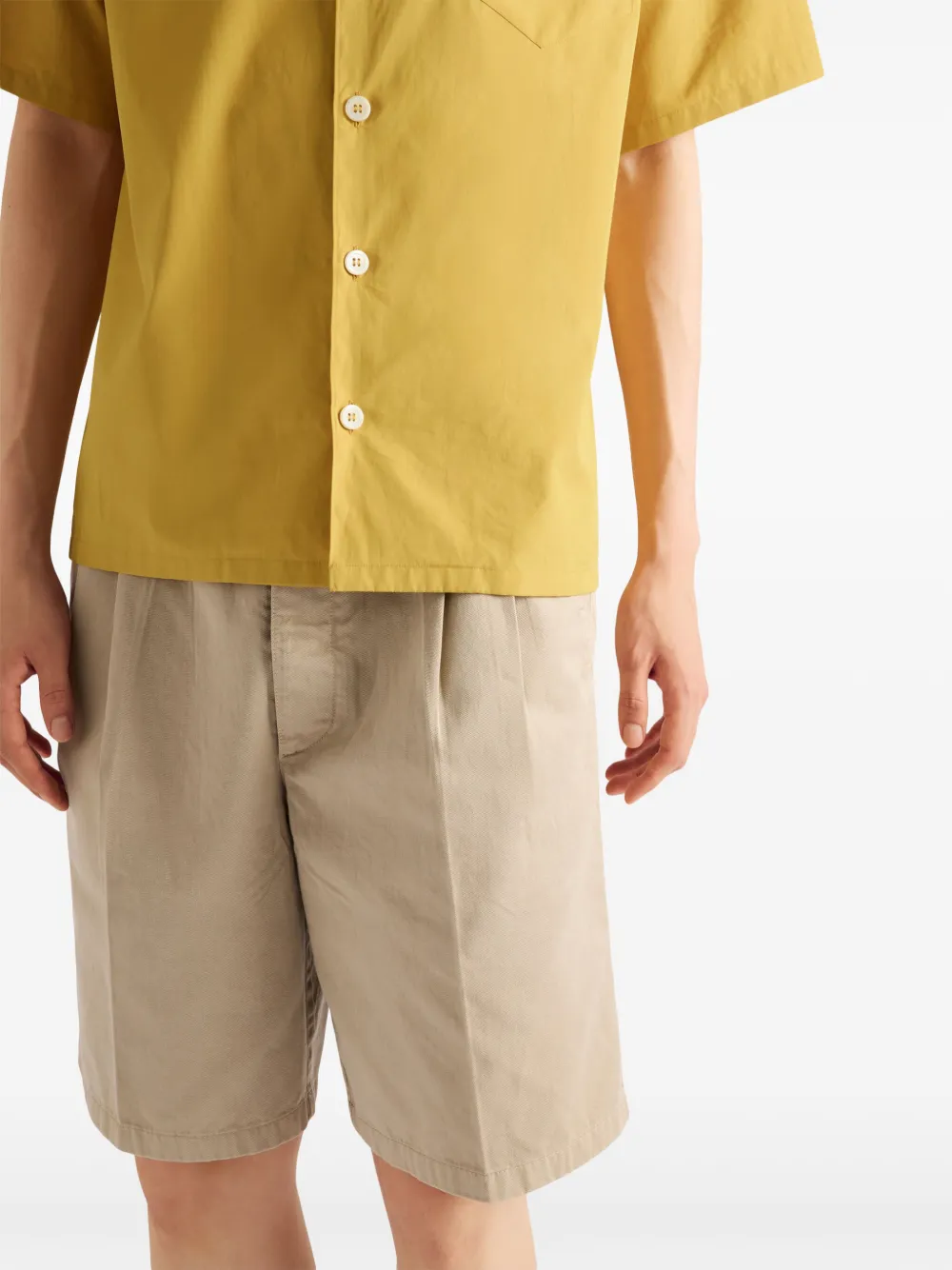 Prada Bowlingshirt met logopatch Geel