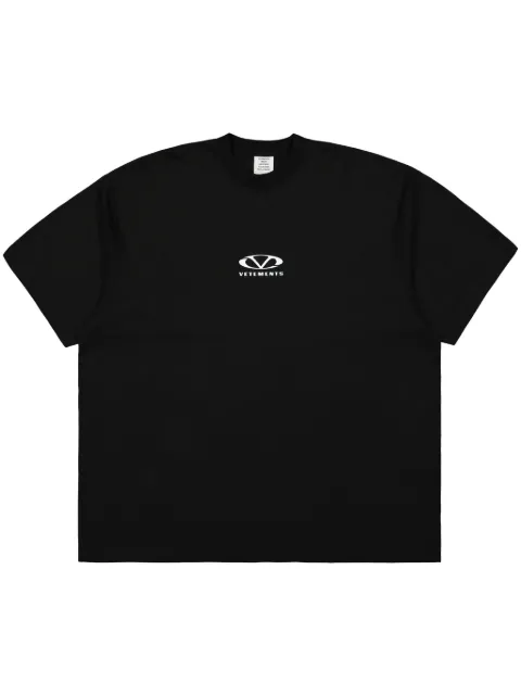 VETEMENTS logo-print T-shirt