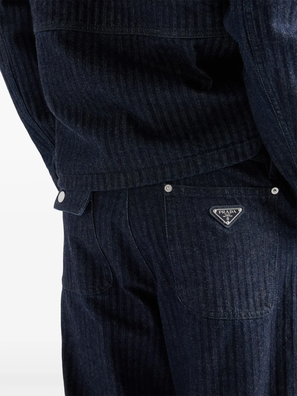 Prada Broek met driehoekig email logo Blauw