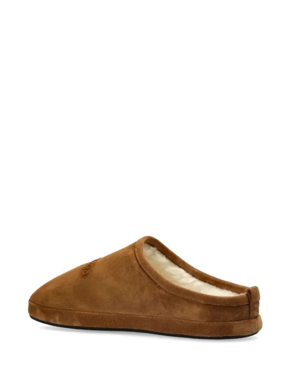 Curb sneakers