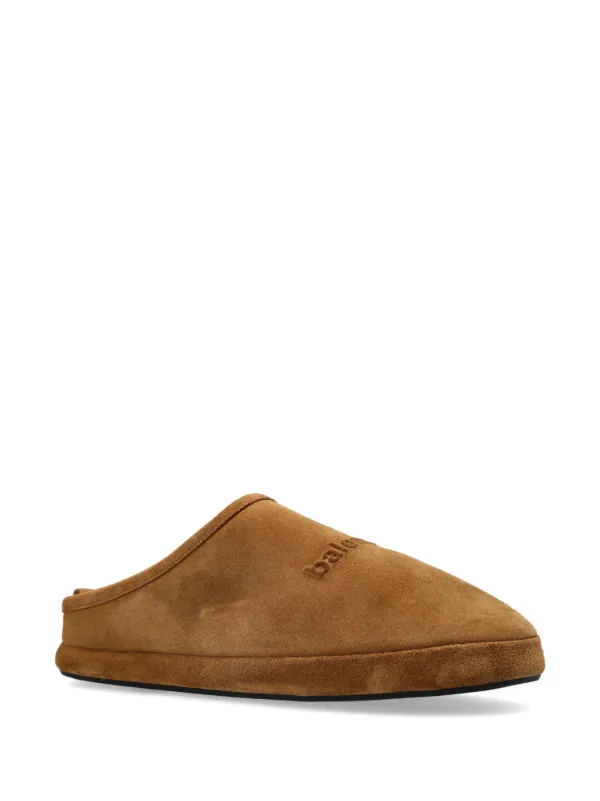 Curb sneakers