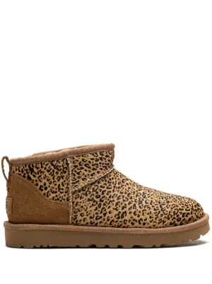UGG ファーライニング ブーツ | ブラック | FARFETCH JP