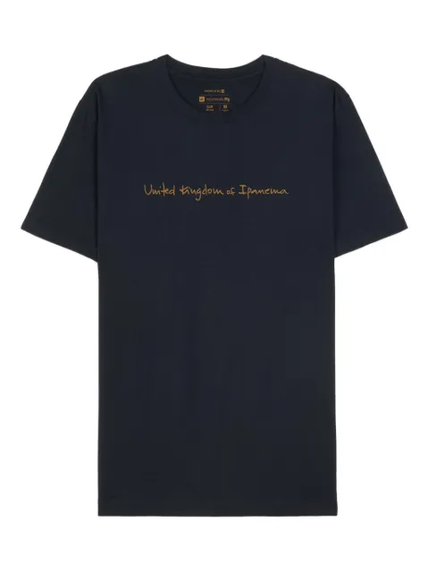 Osklen playera con logo escrito a mano