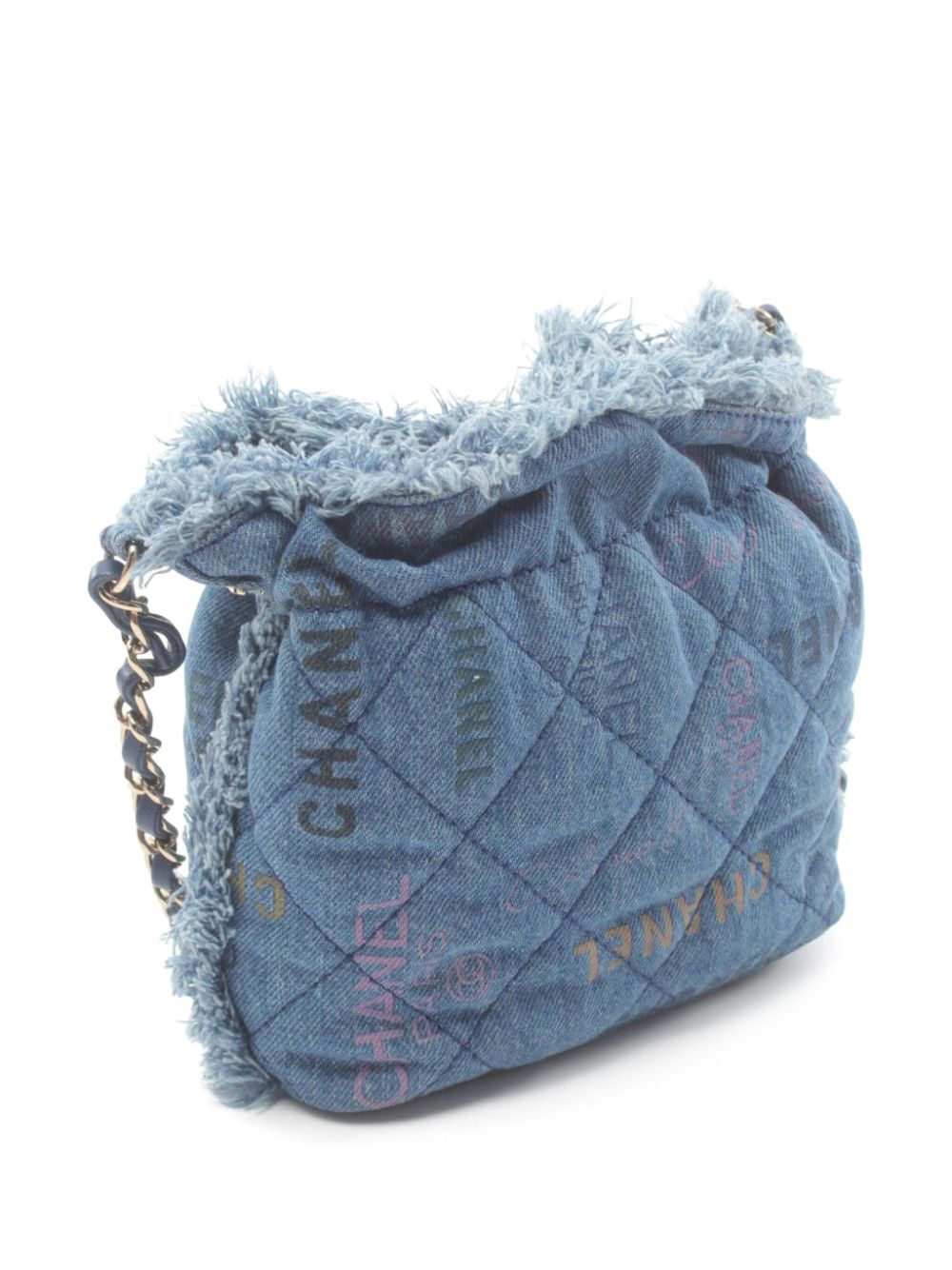 CHANEL Pre-Owned 2021 small diamond-quilted denim bucket bag - Blauw