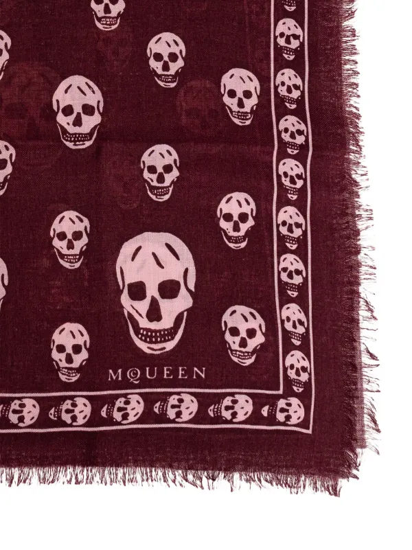 ALEXANDER MCQUEEN スカル スカーフ Classic Skull Alexander McQueen Classic Skull スカーフ | レッド | FARFETCH JP