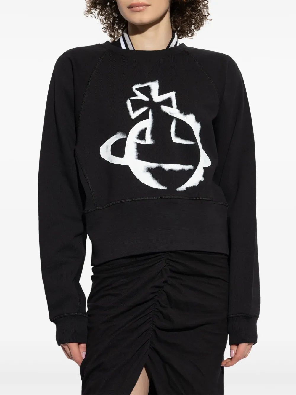 Shop Vivienne Westwood The Orb Sweatshirt In 黑色