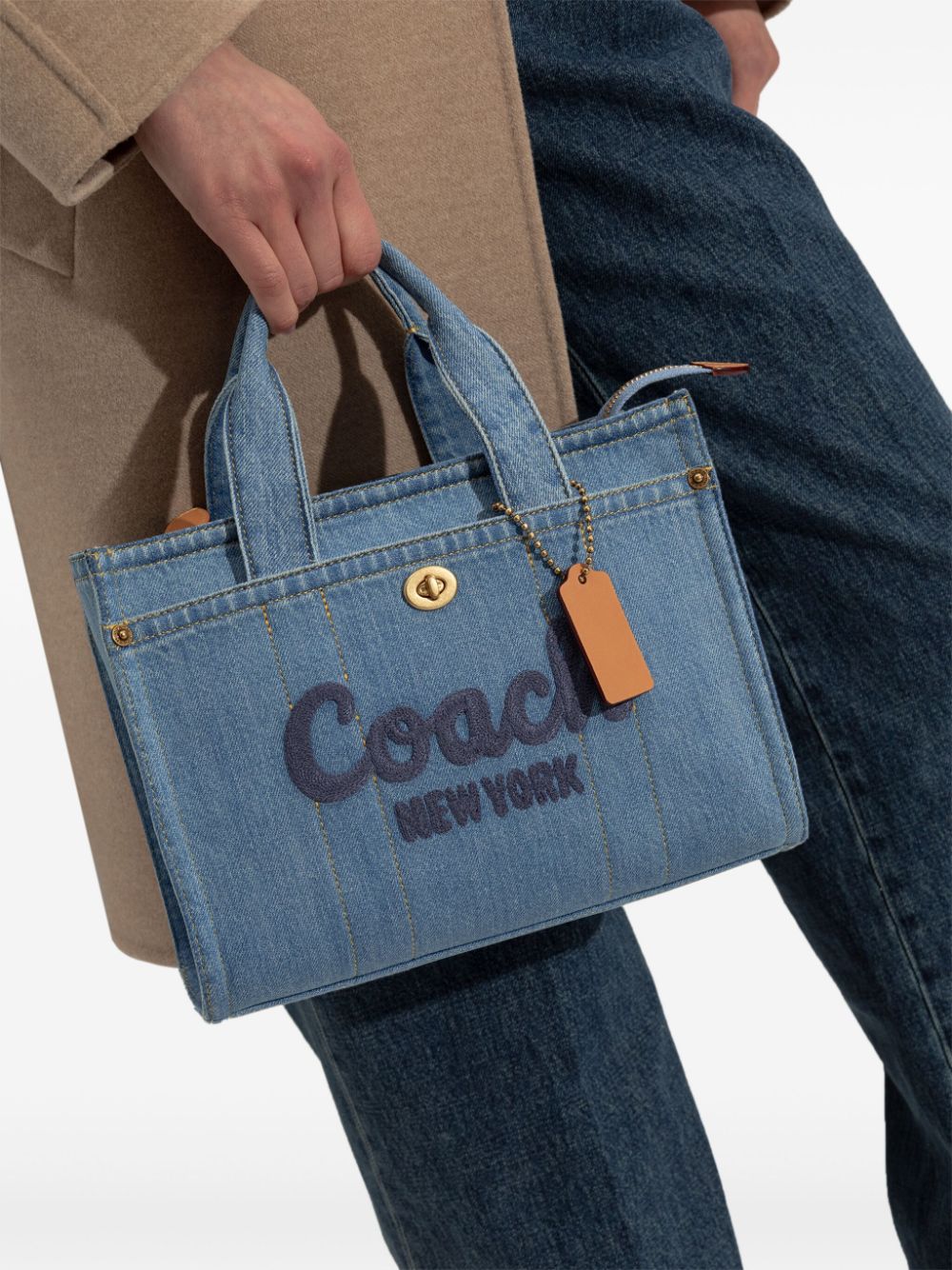 Coach Cargo 26 denim tote bag - Blauw