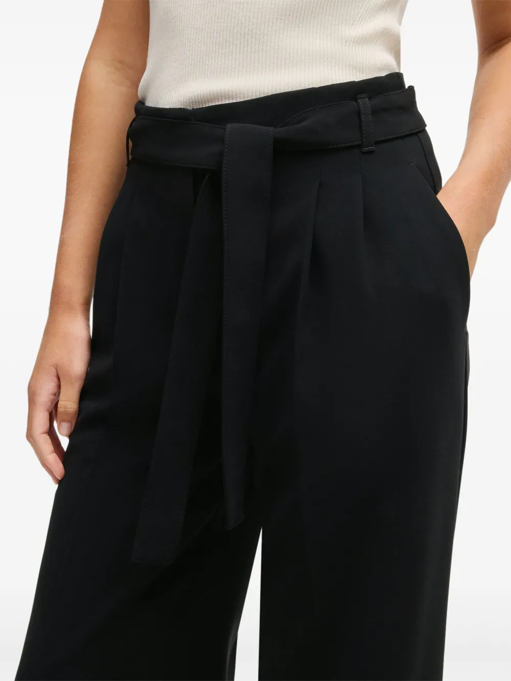 BOSS Geplooide pantalon Zwart