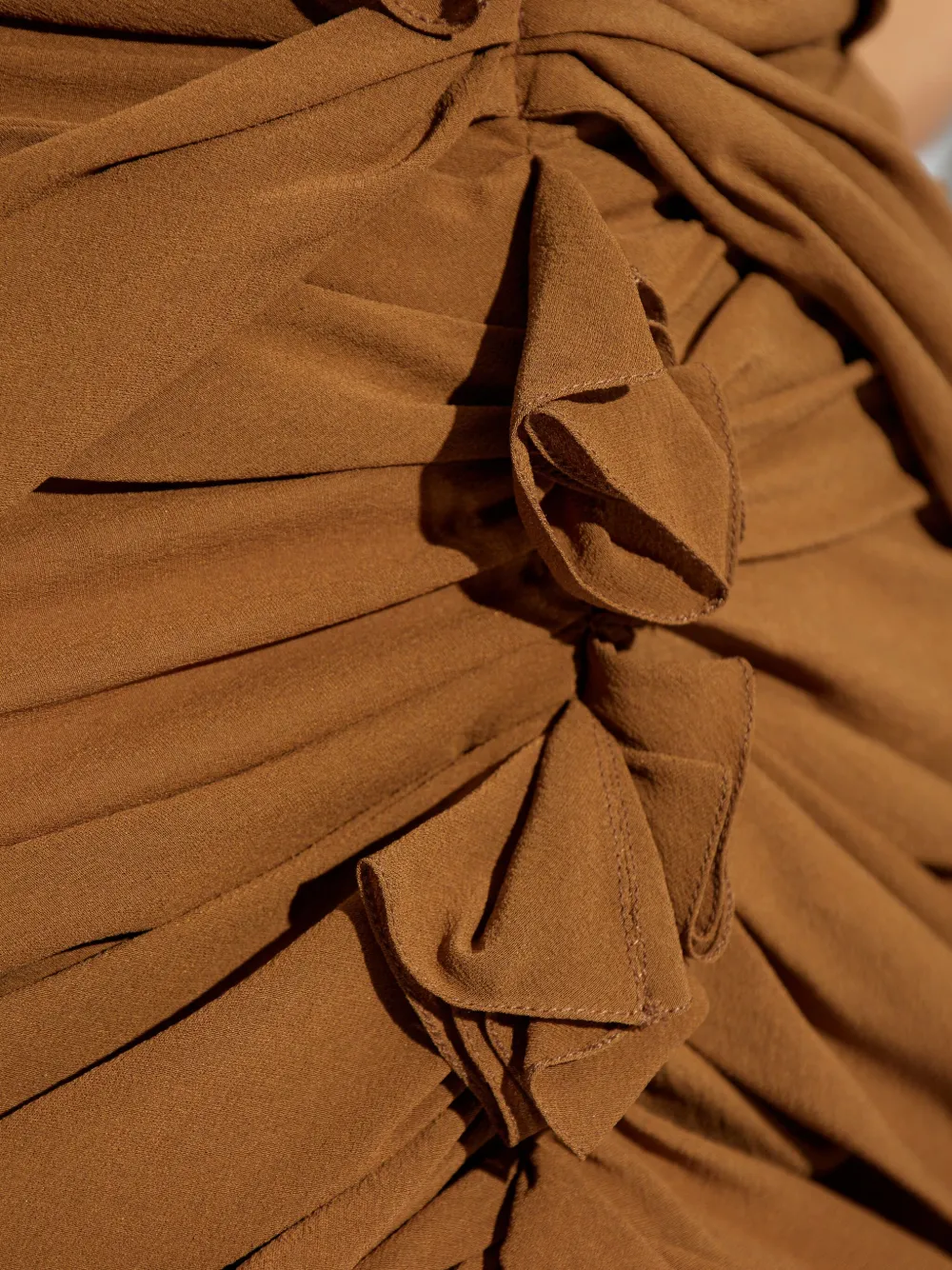 Saint Laurent Mini-jurk met halternek en ruches Bruin