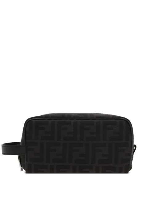 FENDI شنطة أدوات حلاقة صغيرة جاكار FF