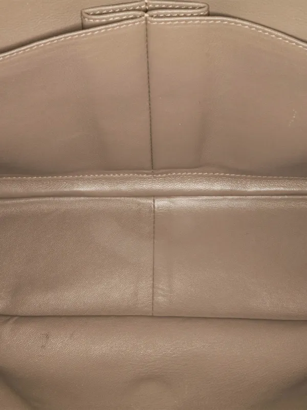 CHANEL Pre-Owned 2010-2011 Jumbo Classic Caviar Double Flap CHANEL Pre-Owned 2010-2011 Jumbo Classic Caviar Double Flap
