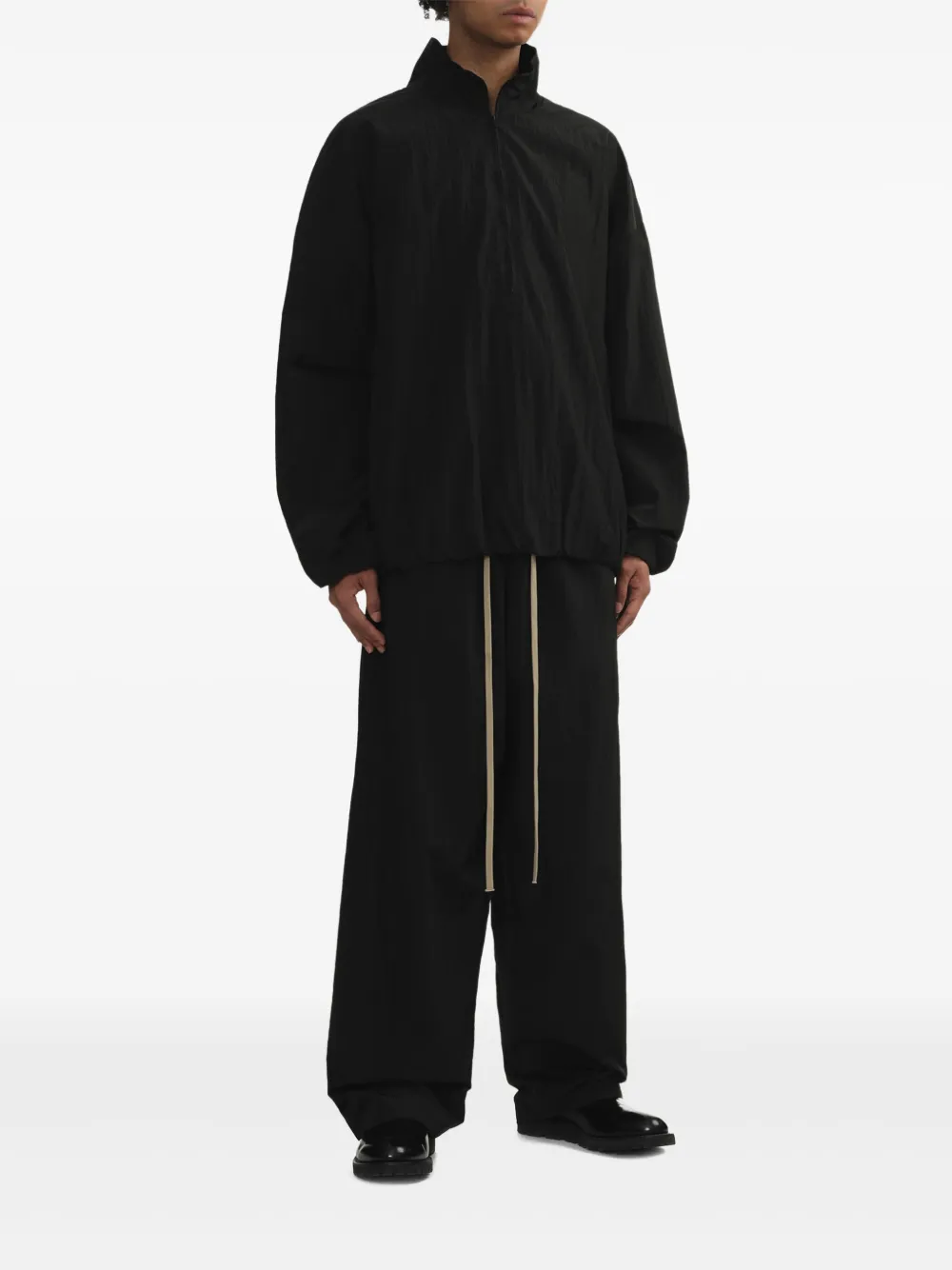 FEAR OF GOD ESSENTIALS Sweater met logopatch - Zwart