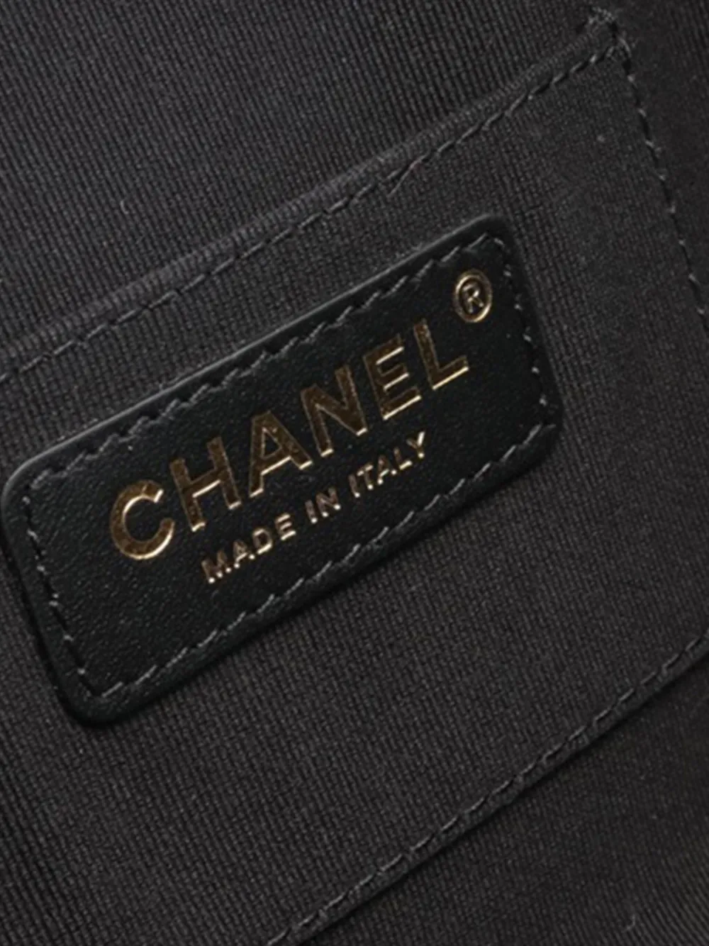 Pre-owned Chanel 2021-2023 Quilted Lambskin Oval Logo Chain Top Handle Round Clutch On Chain Satchel In Black