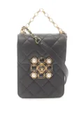 CHANEL Pre-Owned 2020 CC Quilted Lambskin Resin and Pearl North South Flap satchel - Black