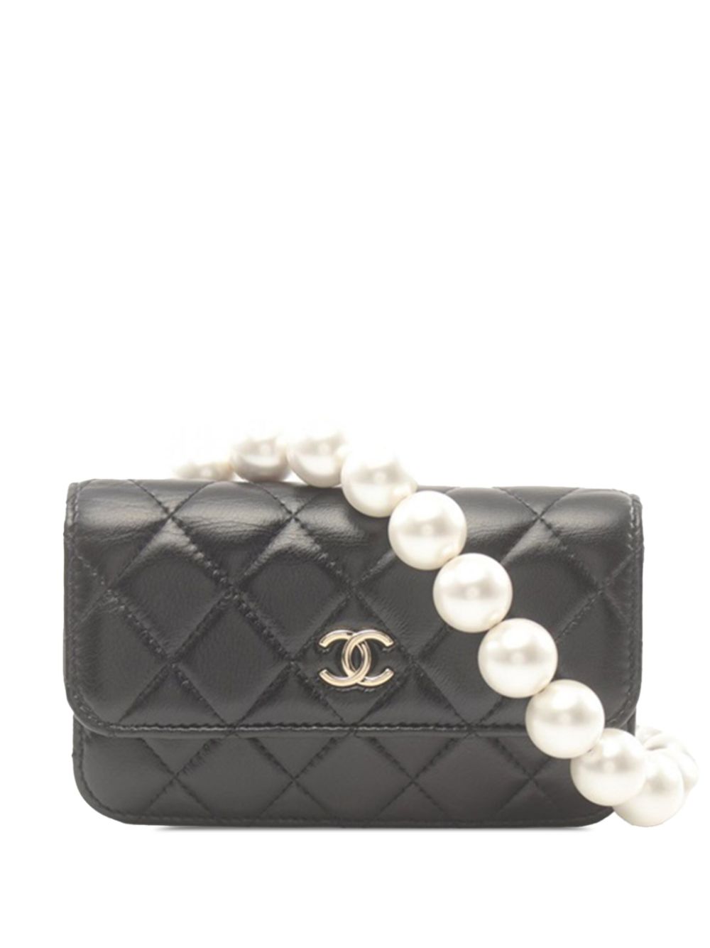 2020 Quilted Calfskin Maxi Pearls Clutch With Chain crossbody bag