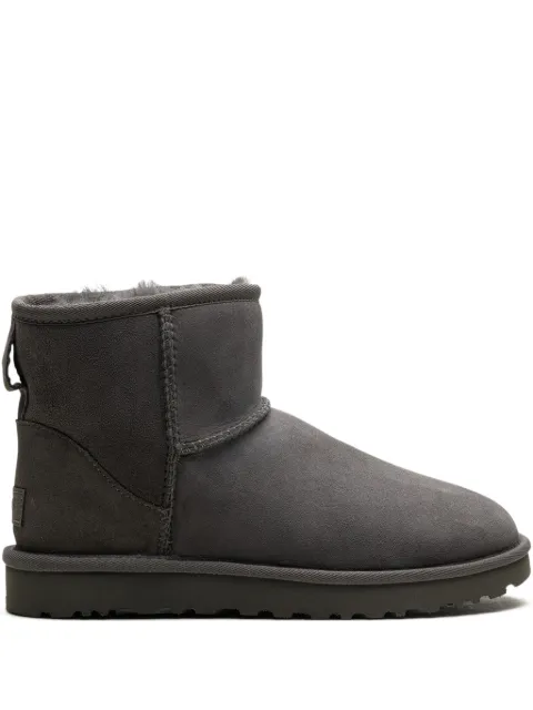 UGG botas Classic Mini II