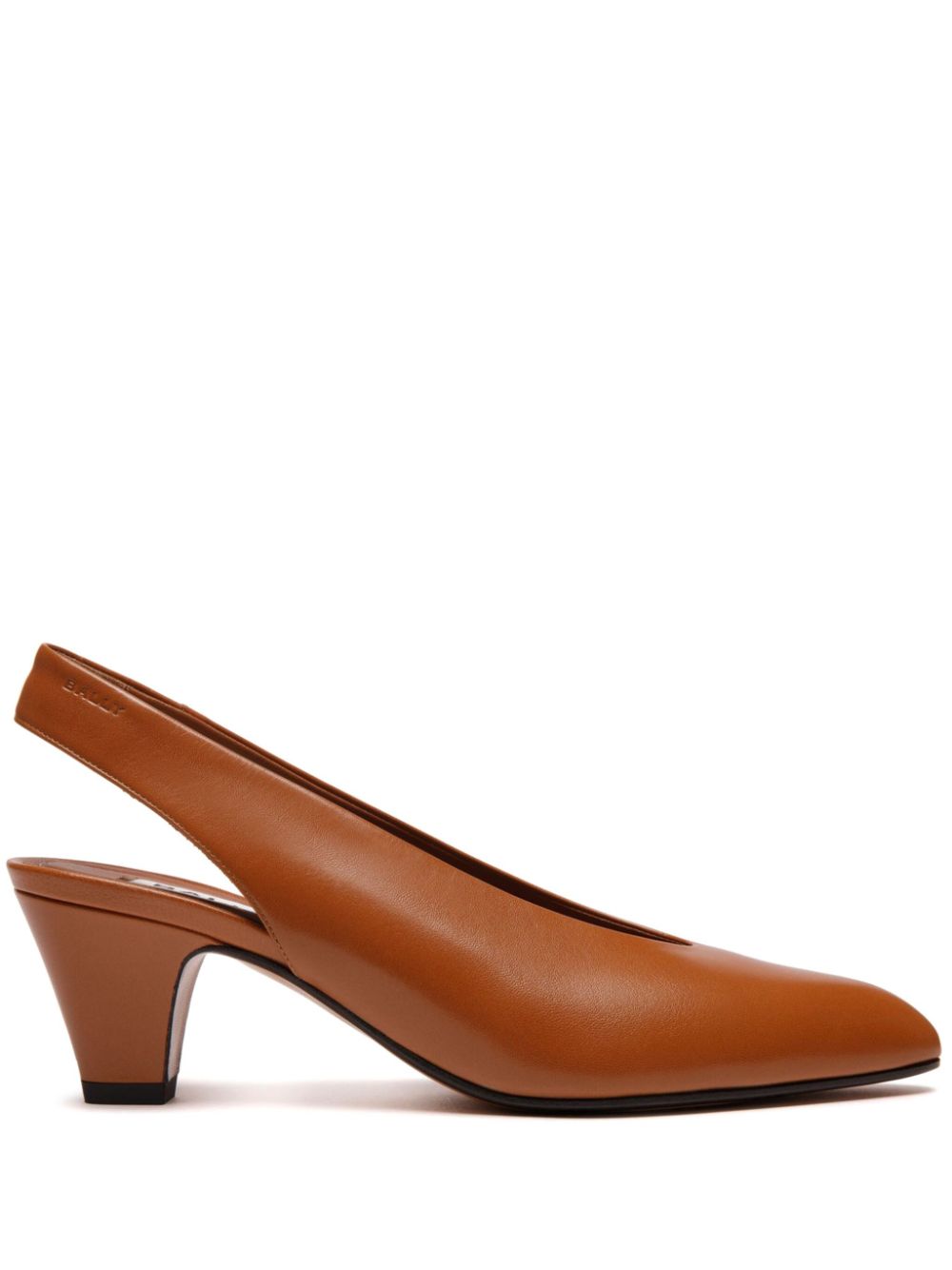 Bally Alva pumps Bruin