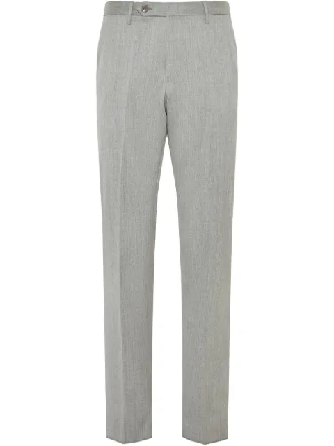 Rota pantalones con bolsillos