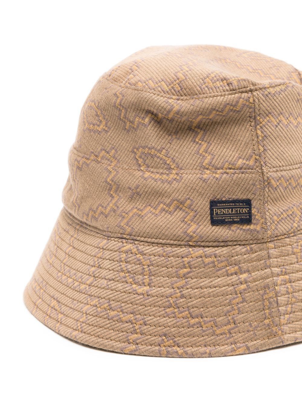 White Mountaineering logo-appliqué bucket hat - Beige