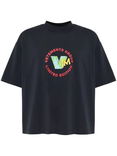 VETEMENTS t-shirt à imprimé graphique