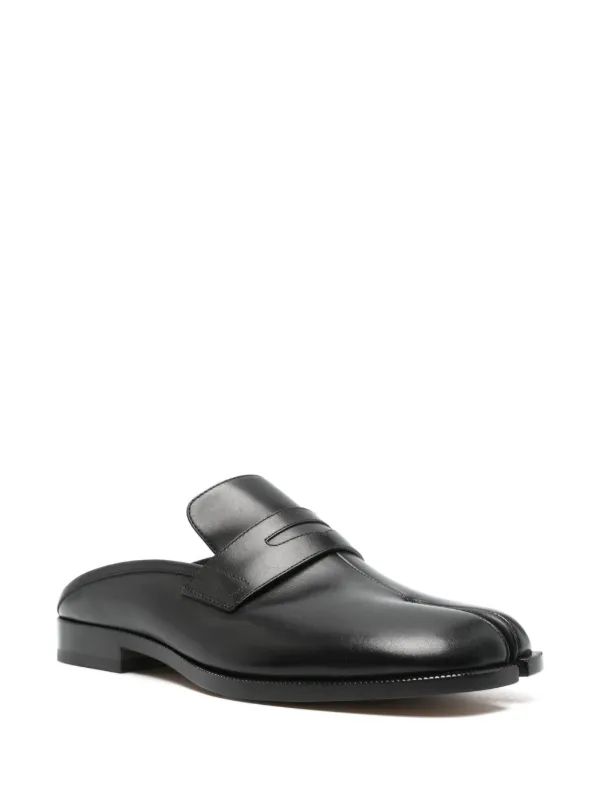 フラットシューズ MAISON MARGIELA Black Leather Tabby Slippers Maison Margiela Tabi Toe Slippers | Black | FARFETCH