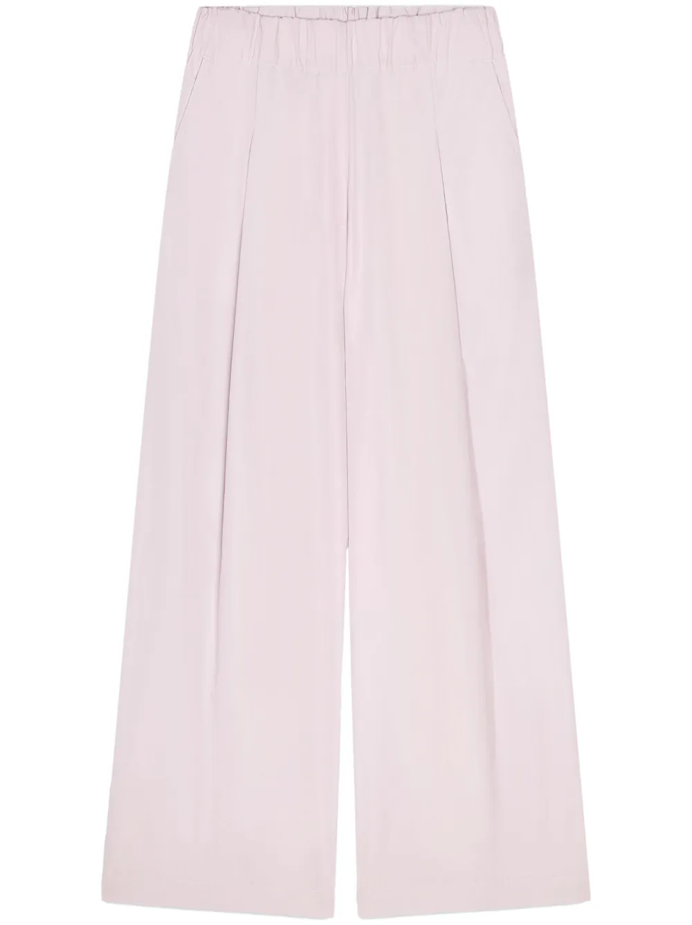 pleated trousers