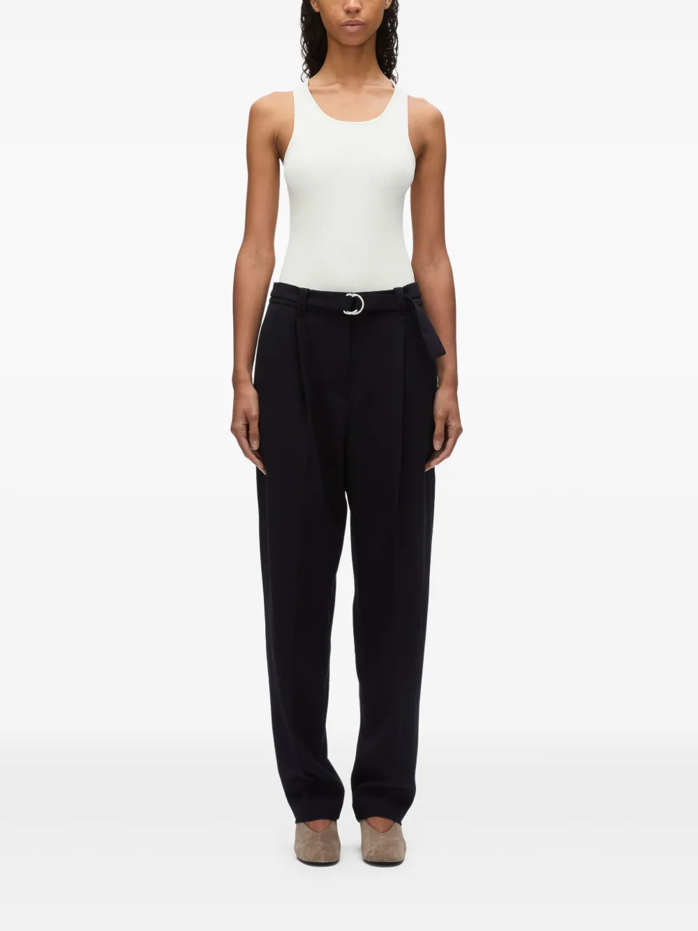 straight-leg trousers