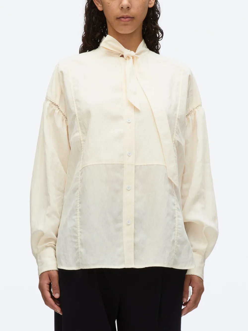 3.1 Phillip Lim Blouse met gestrikte hals Beige