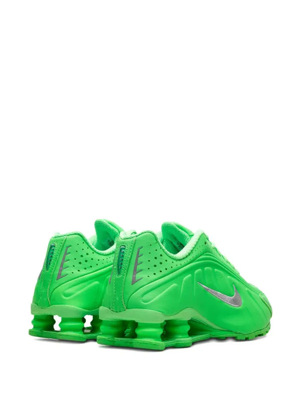 日本未発売 新品 Nike Shox R4 \"Green Strike\" Nike Shox R4 Green Strike HV0839-398