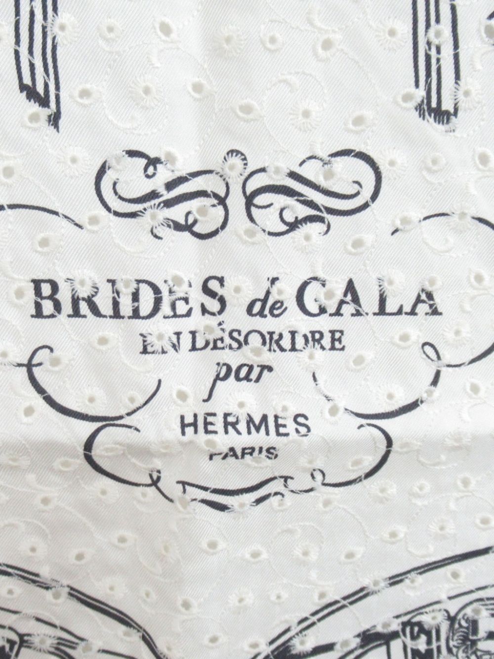 Hermès Pre-Owned 2020s Carrés 70 Brides de Gala scarf - Wit