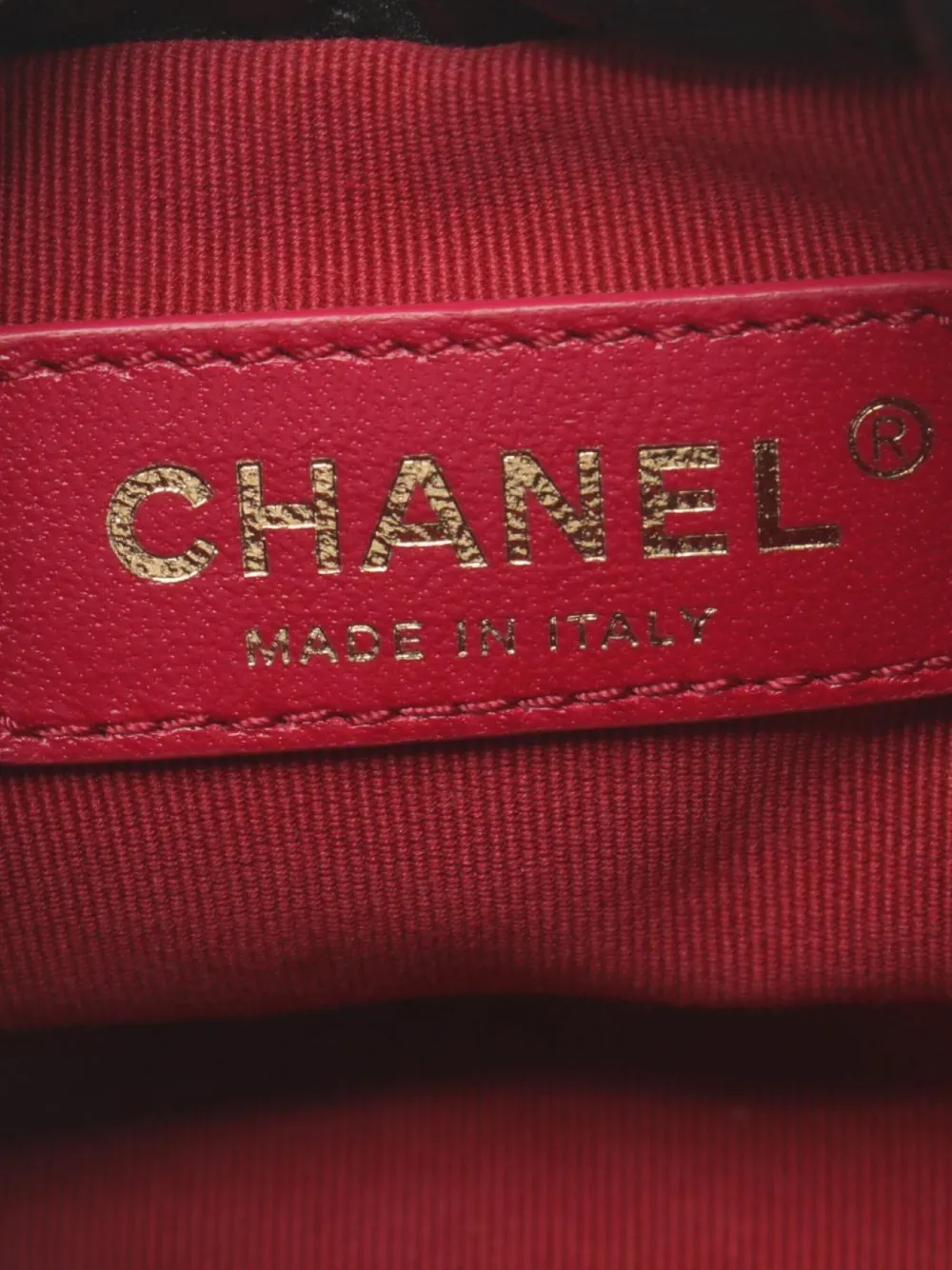Pre-owned Chanel 2021-2022 Cc Quilted Bucket Bag In 黑色