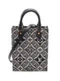 Louis Vuitton Pre-Owned 2021 Petit Sac Plat two-way handbag - Black