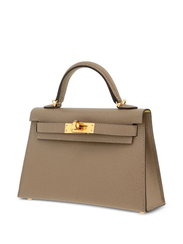 2021 30 Montaigne shoulder bag
