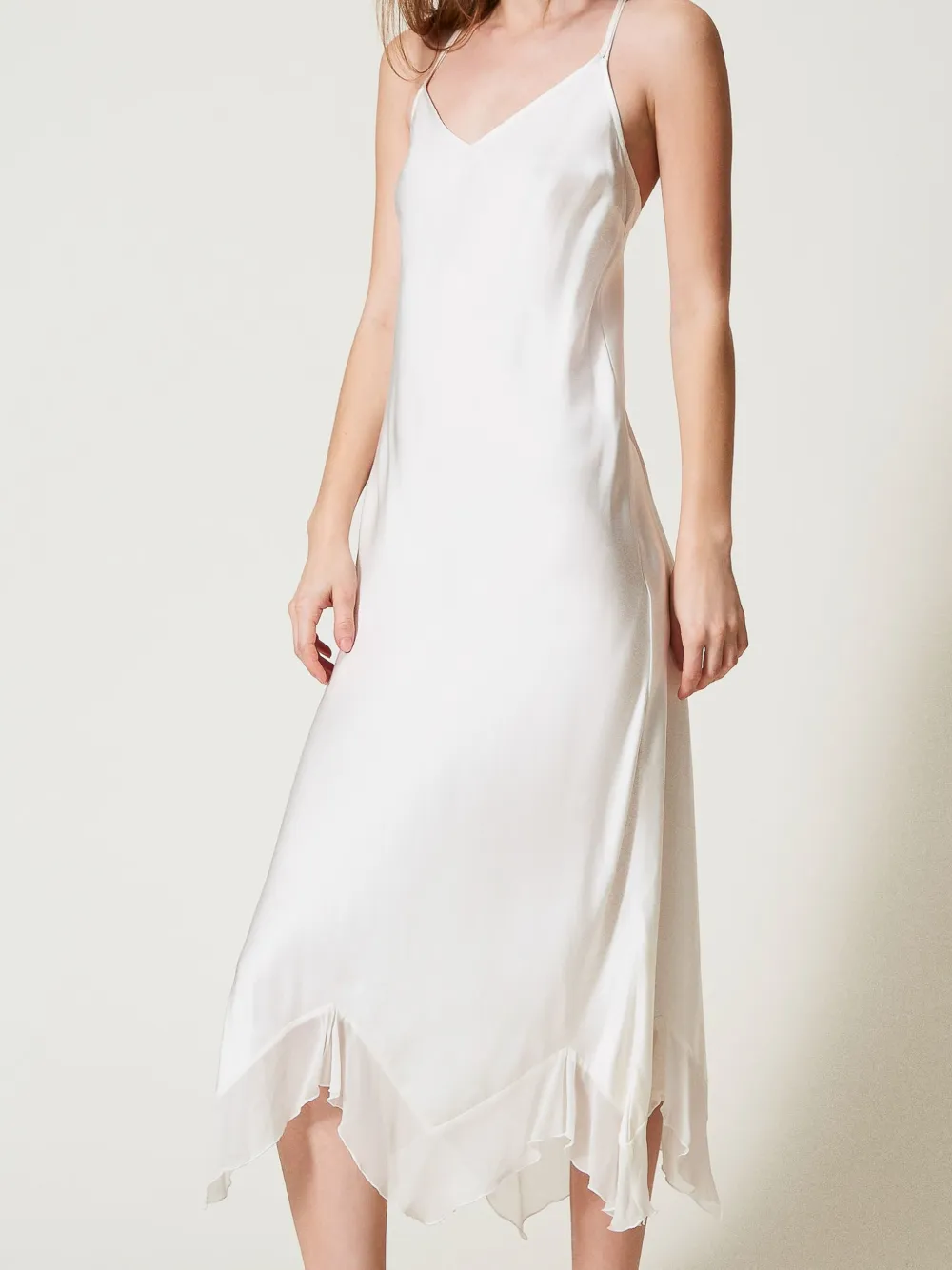 TWINSET Satijnen maxi-jurk Beige