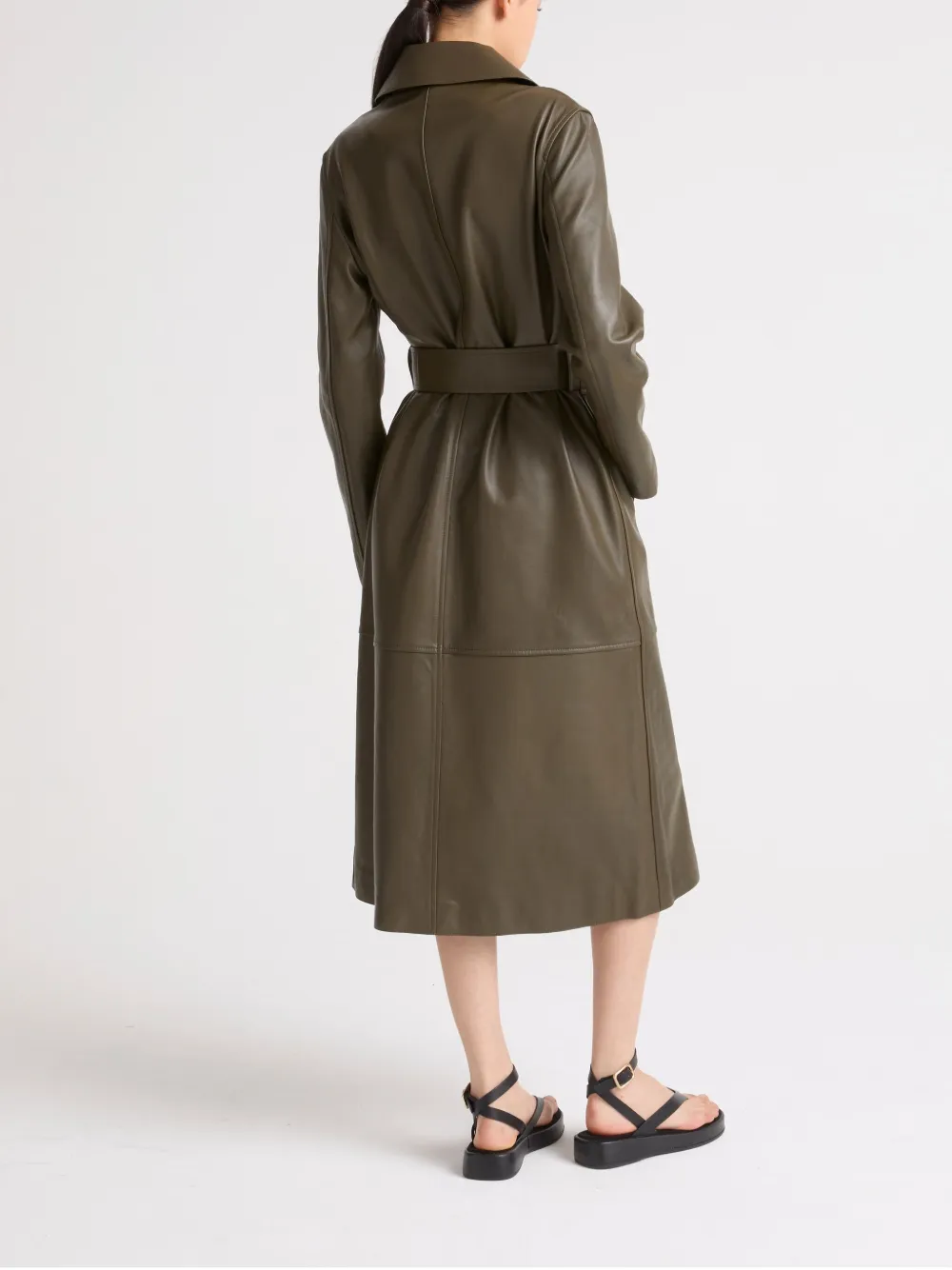 Yves Salomon Leather Trenchcoat In Green
