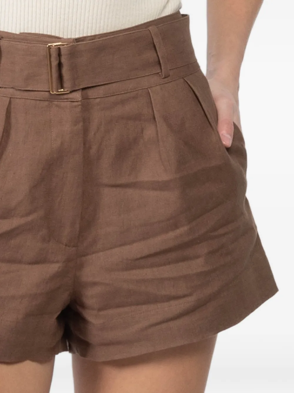 HEVRON Geplooide shorts met riem Bruin