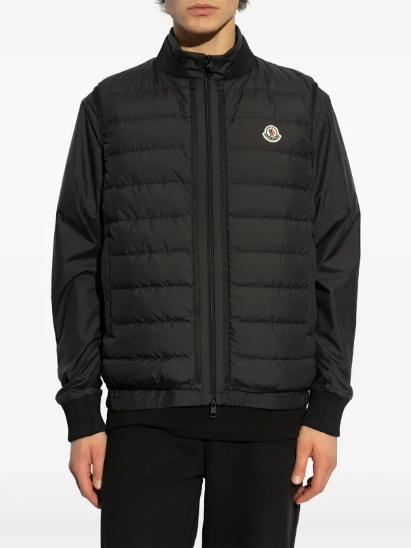Moncler logo-patch Gilet | Black | FARFETCH