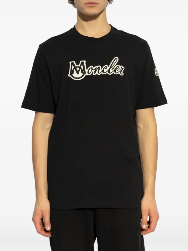 Moncler ロゴ Tシャツ | ブラック | FARFETCH JP